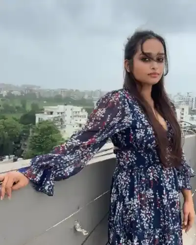 Maunath Bhanjan Escorts