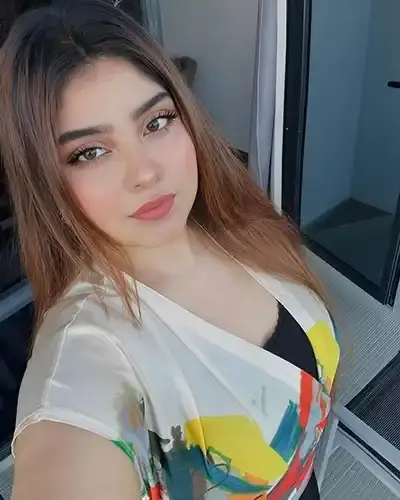 Maunath Bhanjan Escort